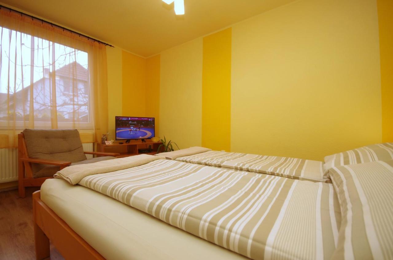 Bodza Apartman 久洛 外观 照片